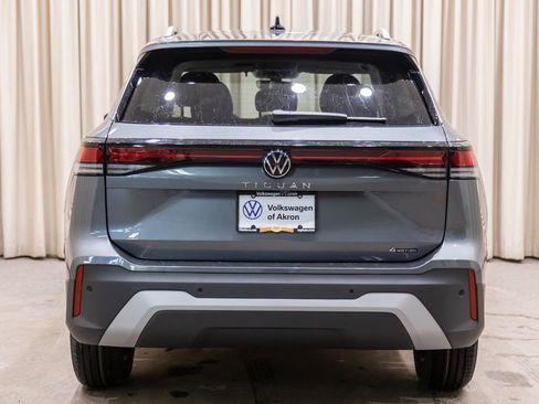 New 2026 Volkswagen Tiguan S image 4