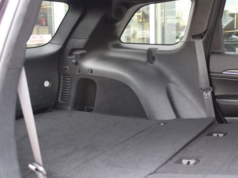 Used 2020 Jeep Grand Cherokee Limited w/ Luxury Group II image 29