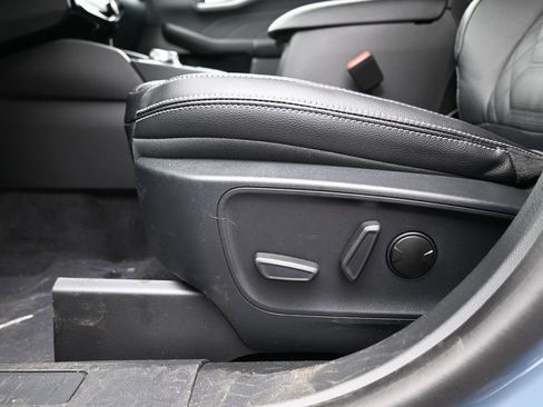 New 2024 Ford Escape PHEV w/ PHEV Premium Package image 23