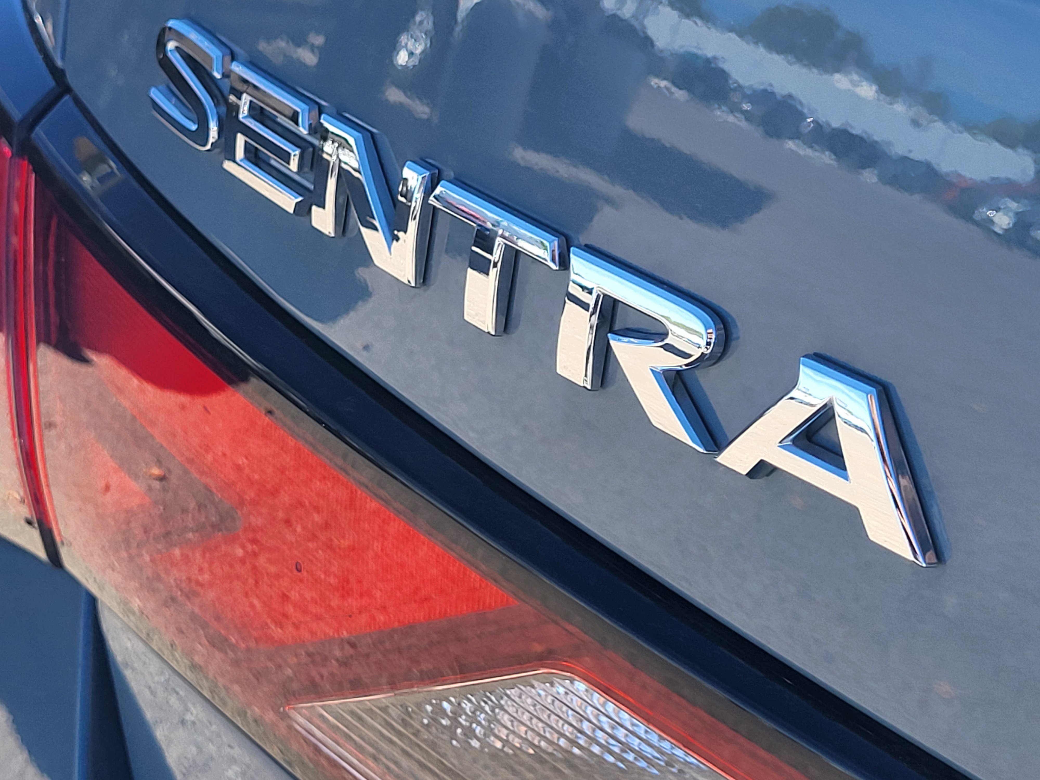 Certified 2025 Nissan Sentra SV w/ SV Premium Package FWD image 10