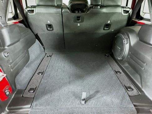 Certified 2024 Jeep Wrangler Sahara w/ Technology Group image 39