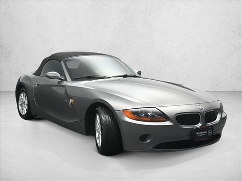 Used 2003 BMW Z4 2.5i RWD image 4