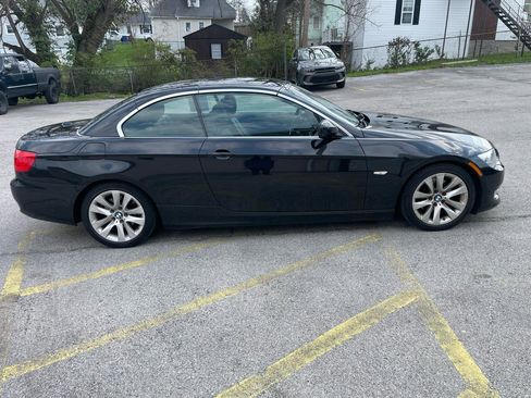 Used 2013 BMW 328i Convertible image 4