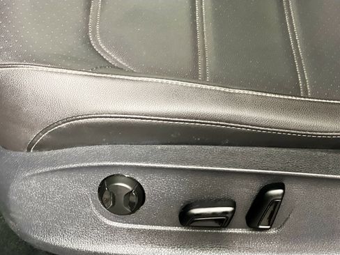 Used 2022 Volkswagen Passat 2.0T SE image 13