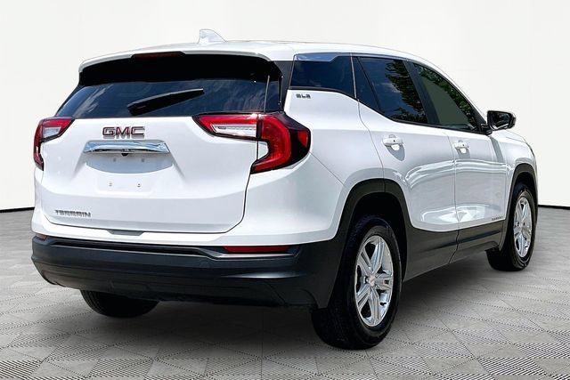 Used 2024 GMC Terrain SLE FWD image 5