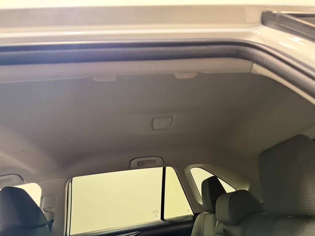 Used 2023 Toyota RAV4 LE AWD/4WD image 50