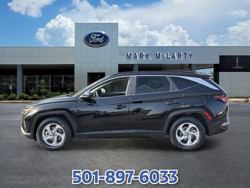 Used 2024 Hyundai Tucson SEL FWD image 2