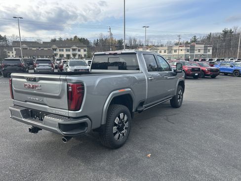New 2026 GMC Sierra 2500 Denali w/ Denali Reserve Package image 10