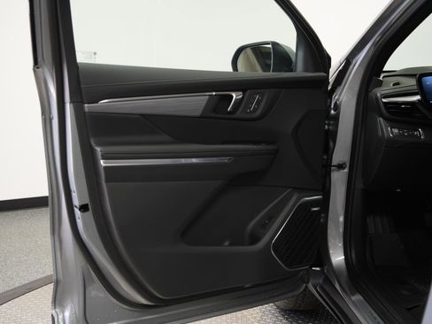 New 2026 Buick Enclave Preferred w/ Power Package image 21