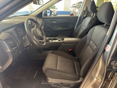 Used 2024 Nissan Rogue SV AWD/4WD image 10