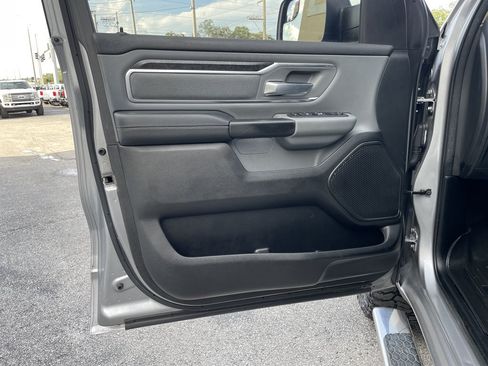 Used 2019 RAM 1500 Big Horn RWD image 32