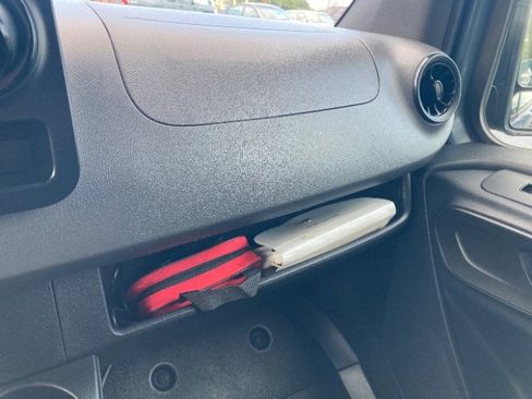 Used 2019 Mercedes-Benz Sprinter 144 image 24