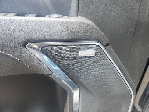 Used 2023 Chevrolet Silverado 1500 LTZ AWD/4WD image 12