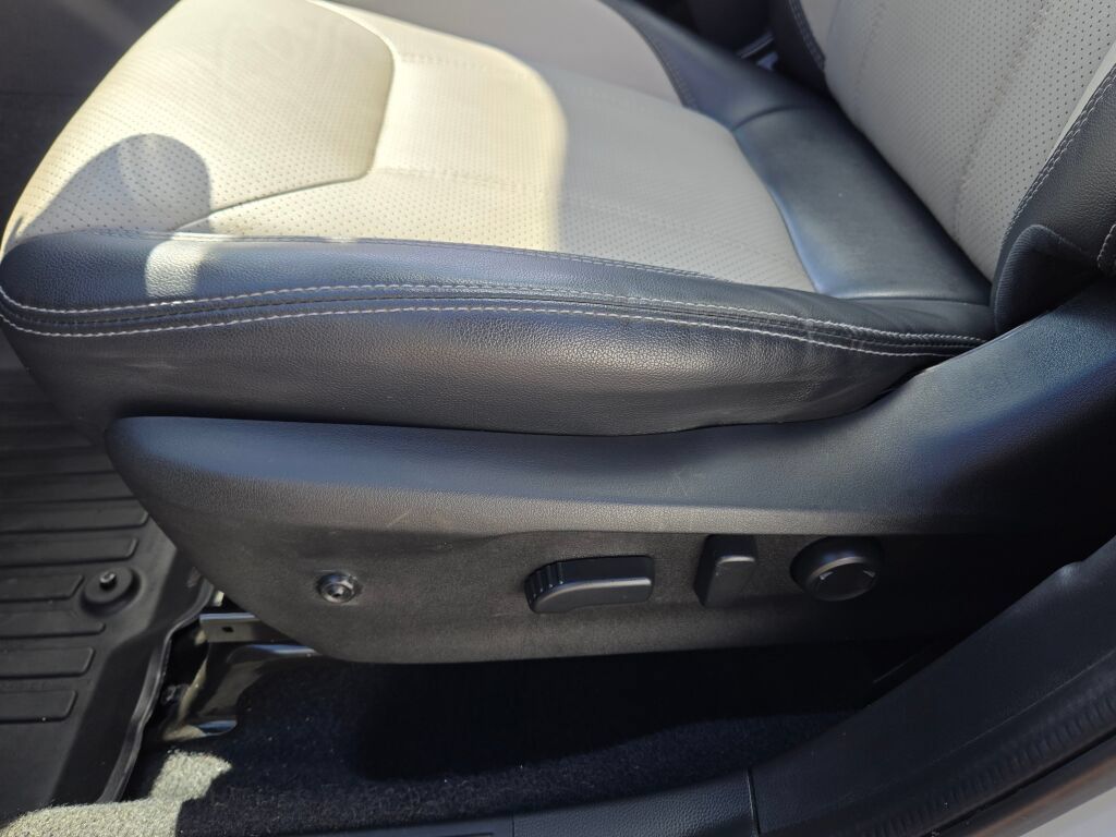 Used 2020 Subaru Forester Limited w/ Popular Package #3 AWD/4WD image 19