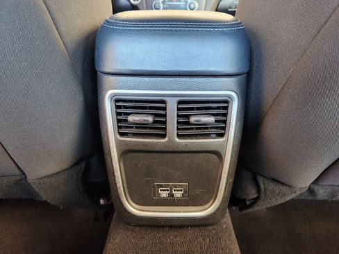 Used 2023 Dodge Charger SXT image 33