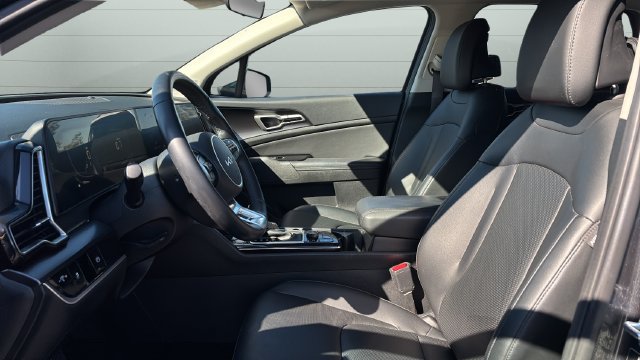 Used 2024 Kia Sportage EX FWD image 20