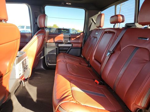 Used 2020 Ford F250 Platinum w/ FX4 Off-Road Package image 9