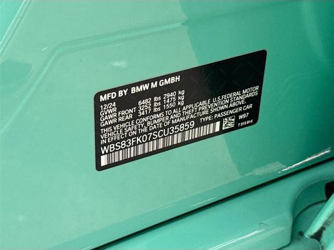 Used 2025 BMW M5 w/ Carbon Package image 38