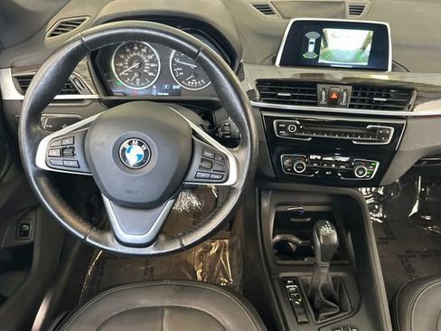 Used 2018 BMW X1 sDrive28i w/ Convenience Package FWD image 16