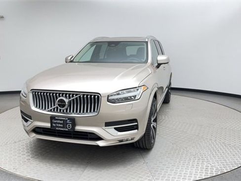 Certified 2023 Volvo XC90 B6 Ultimate w/ Protection Package Premier image 7