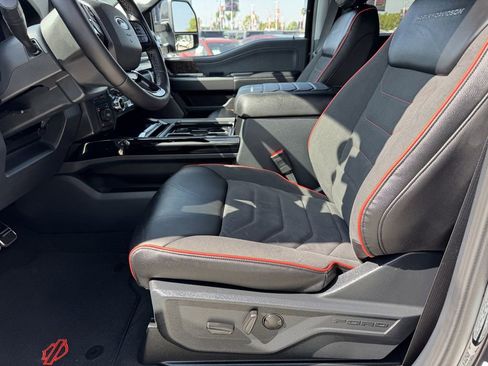 New 2026 Ford F250 Lariat w/ Black Appearance Package AWD/4WD image 18