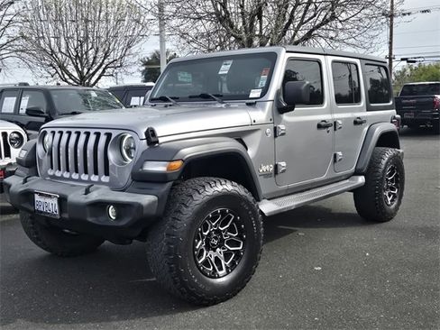 Used 2019 Jeep Wrangler Unlimited Sport S image 8