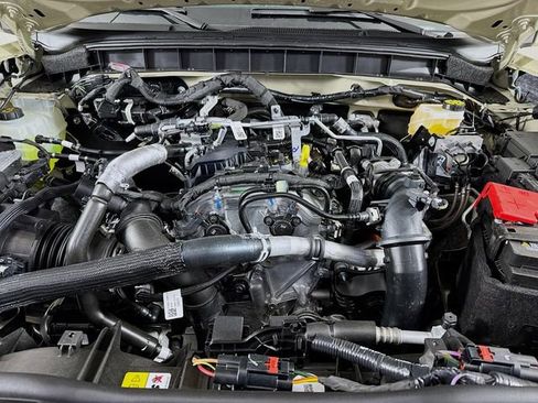 New 2026 Ford Bronco Outer Banks image 34