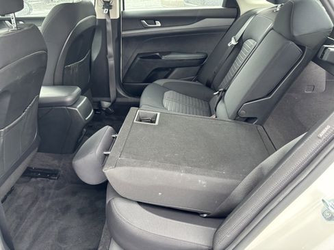 Used 2025 Kia K5 LXS FWD image 24