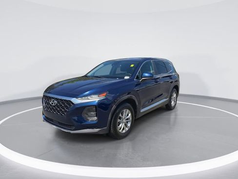Used 2019 Hyundai Santa Fe SE AWD/4WD image 4