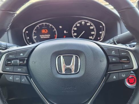 Used 2022 Honda Accord Touring image 15