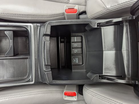 Used 2016 Honda CR-V Touring image 31