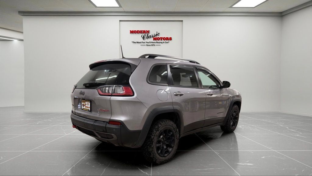 Used 2020 Jeep Cherokee Trailhawk AWD/4WD image 7