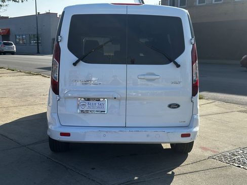 Used 2020 Ford Transit Connect XLT image 4