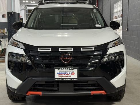 New 2026 Nissan Rogue SV AWD/4WD image 32