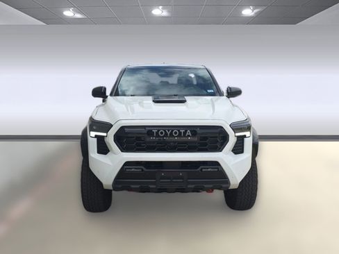 Used 2025 Toyota Tacoma TRD Pro image 6