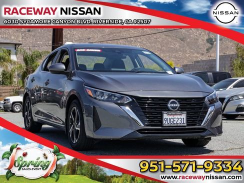 Used 2025 Nissan Sentra SV FWD image 1