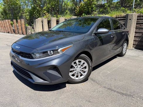 Used 2023 Kia Forte LX FWD image 5