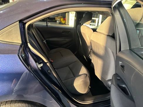 Used 2023 Toyota Corolla LE FWD image 32