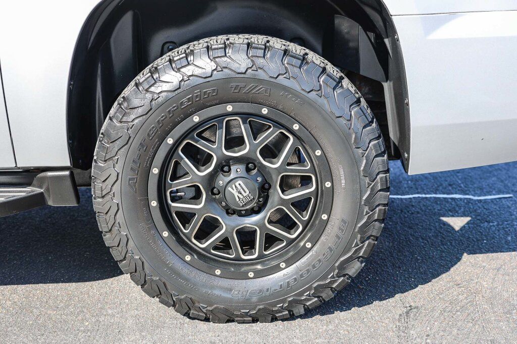 Used 2014 GMC Yukon XL SLT RWD image 26