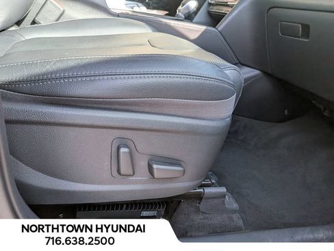 Used 2020 Hyundai Santa Fe SEL w/ Convenience + Premium Package AWD/4WD image 39