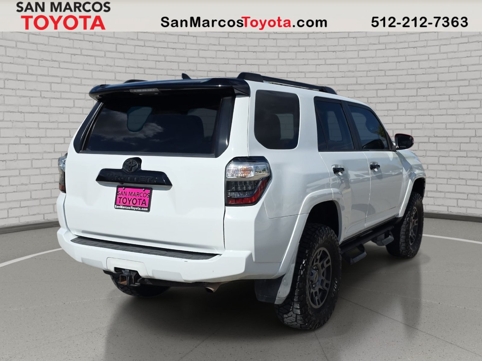 Used 2020 Toyota 4Runner Venture w/ Moonroof Package AWD/4WD image 6