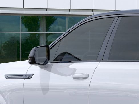 New 2025 Cadillac Escalade IQ Sport 1 w/ LPO, ONYX Package image 36