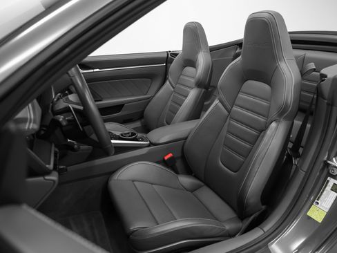 Used 2021 Porsche 911 Turbo S image 62