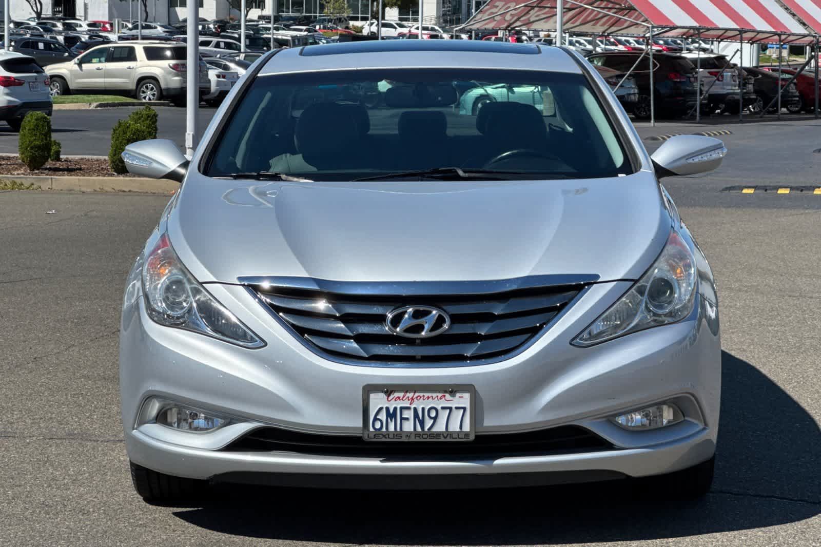 Used 2011 Hyundai Sonata Limited w/ Navigation Pkg 5 FWD image 10