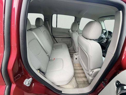 Used 2007 Chevrolet HHR LS FWD image 20