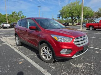 Used 2019 Ford Escape SE video 1