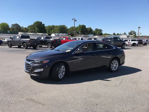 Used 2022 Chevrolet Malibu LT FWD image 3