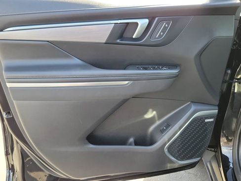 Used 2026 Buick Enclave Preferred image 22