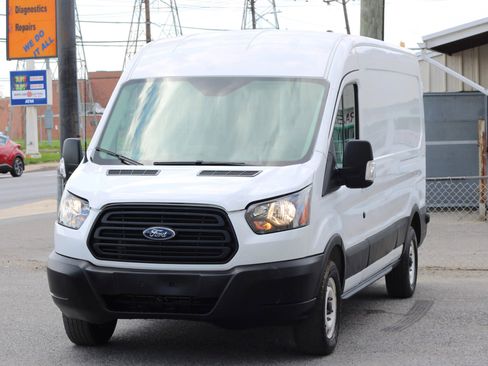 Used 2019 Ford Transit 150 148 Medium Roof image 3