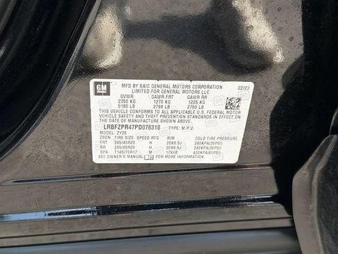 Used 2023 Buick Envision Essence w/ Sport Touring Package AWD/4WD image 30